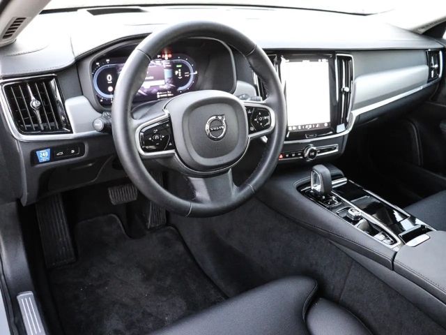 Volvo V90 AWD Dark Plus Recharge