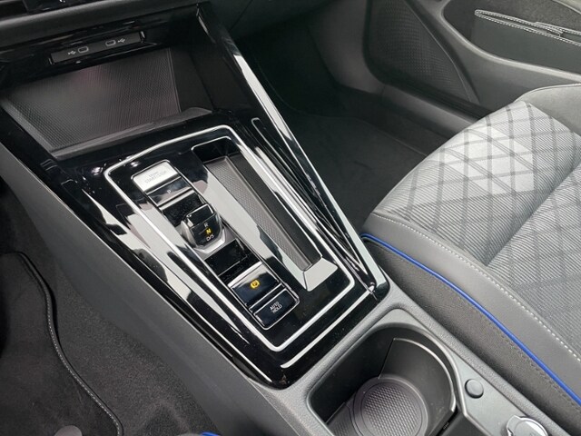 Volkswagen Golf 2.0 TDI DSG Variant