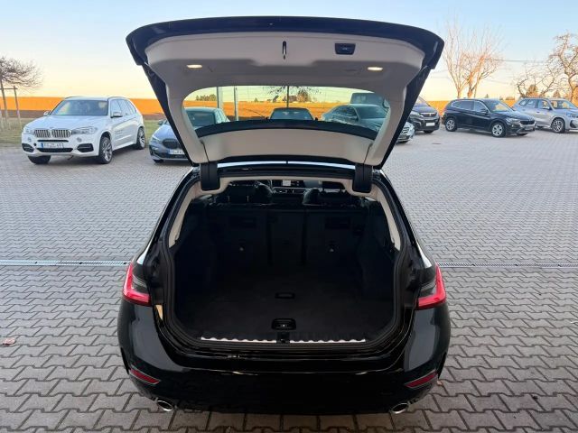 BMW 320 320d Touring xDrive