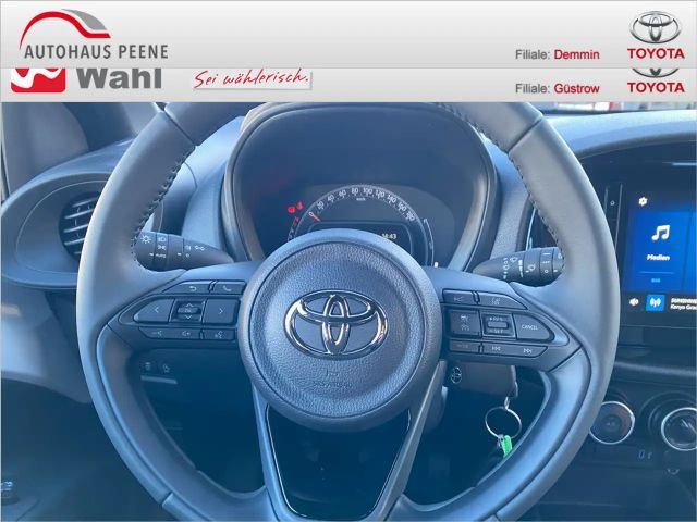 Toyota Aygo X 1.0 VVT-i Play