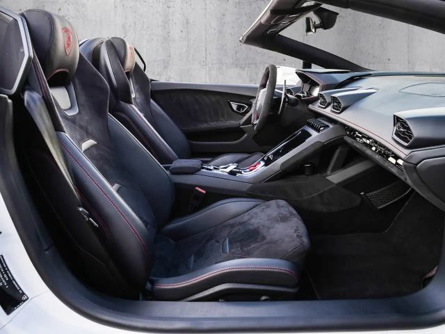 Lamborghini Huracan EVO RWD Spyder