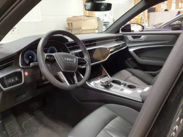 Audi A6 45 TFSI Avant Quattro S-Tronic
