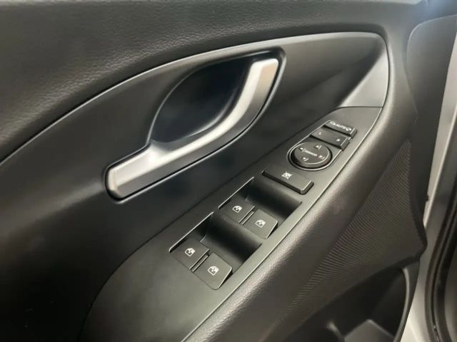 Hyundai i30 1.0 T-GDi Trend