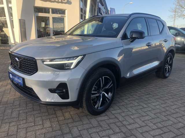 Volvo XC40 Dark Plus
