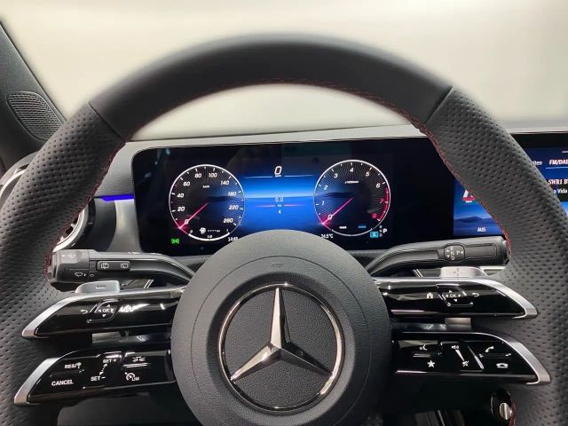 Mercedes-Benz A 200 AMG Line