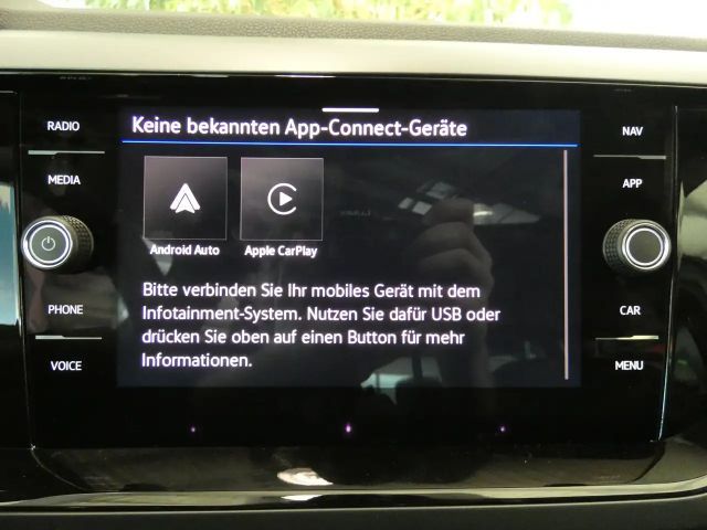 Volkswagen Polo 1.0 TSI DSG R-Line