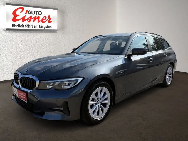 BMW 320 320d Touring xDrive