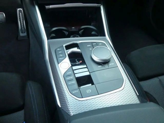 BMW 320 320i Touring