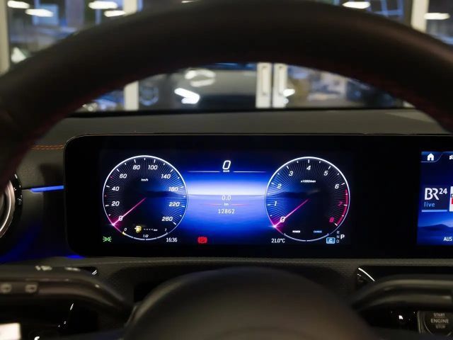 Mercedes-Benz CLA 200 AMG Line