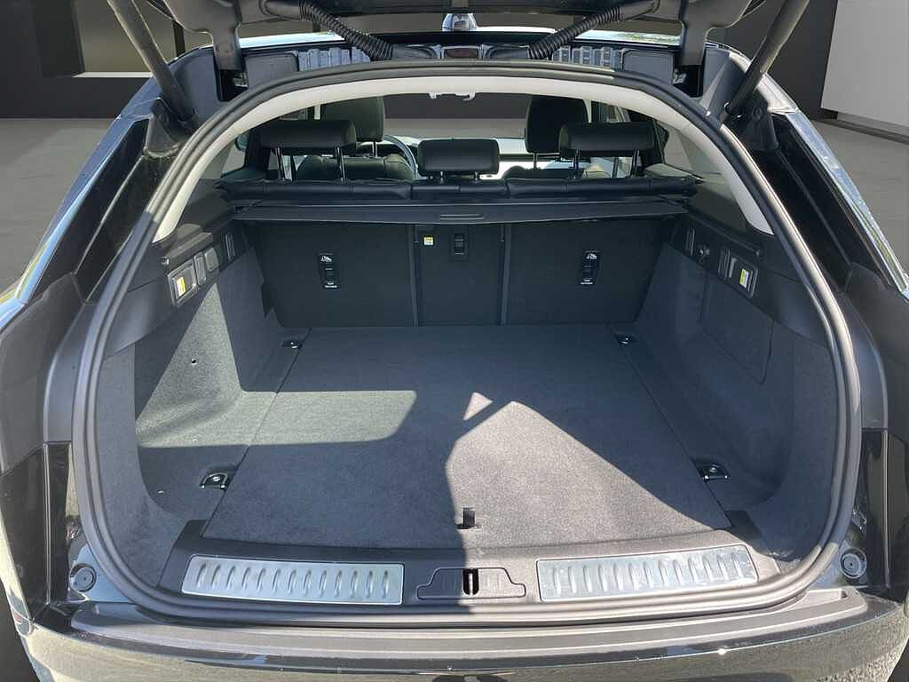 Land Rover Range Rover Velar Dynamic SE