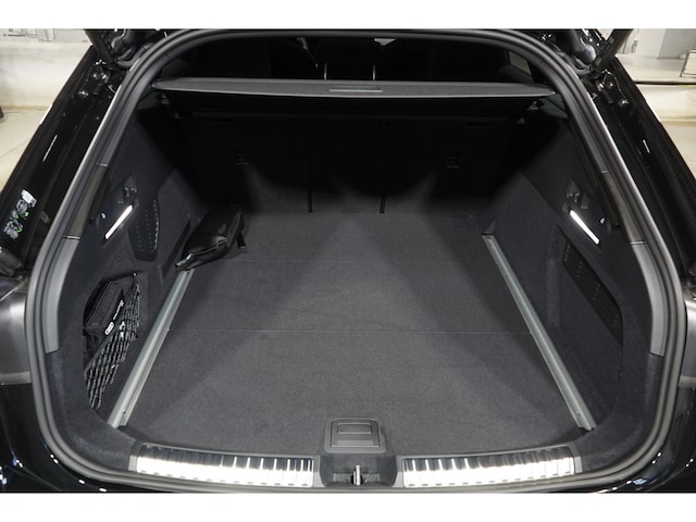 Audi A6 Avant Quattro S-Tronic