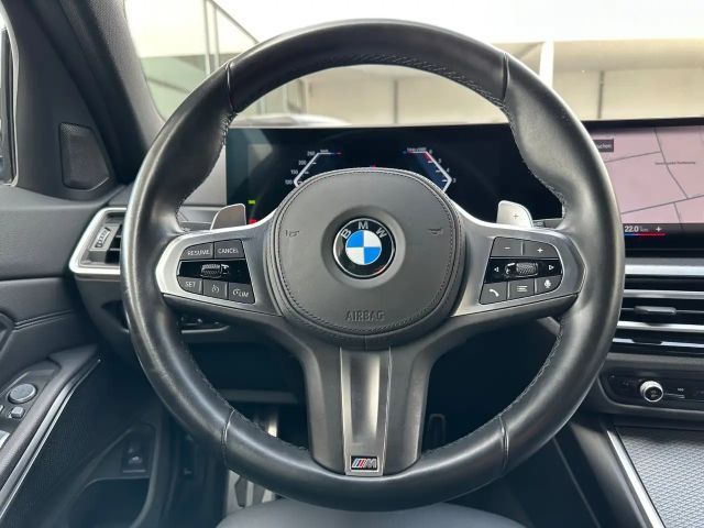 BMW 330 330d M-Sport Touring xDrive