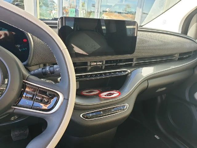 Fiat 500e La Prima by Bocelli