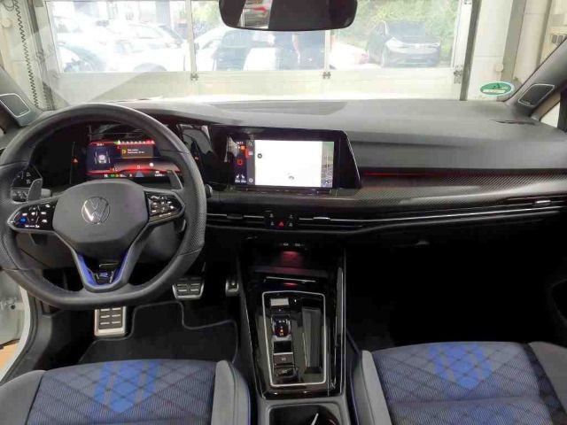 Volkswagen Golf IQ.Drive