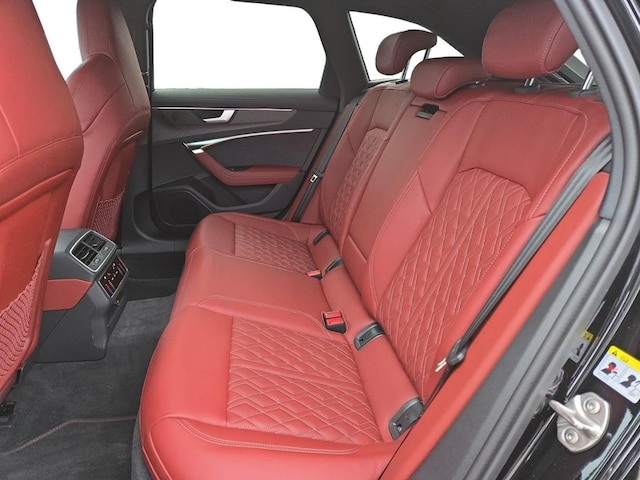 Audi S6 Avant Quattro