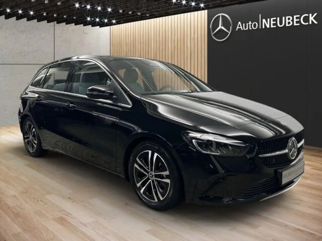 Mercedes-Benz B 200 Progressive Sedan