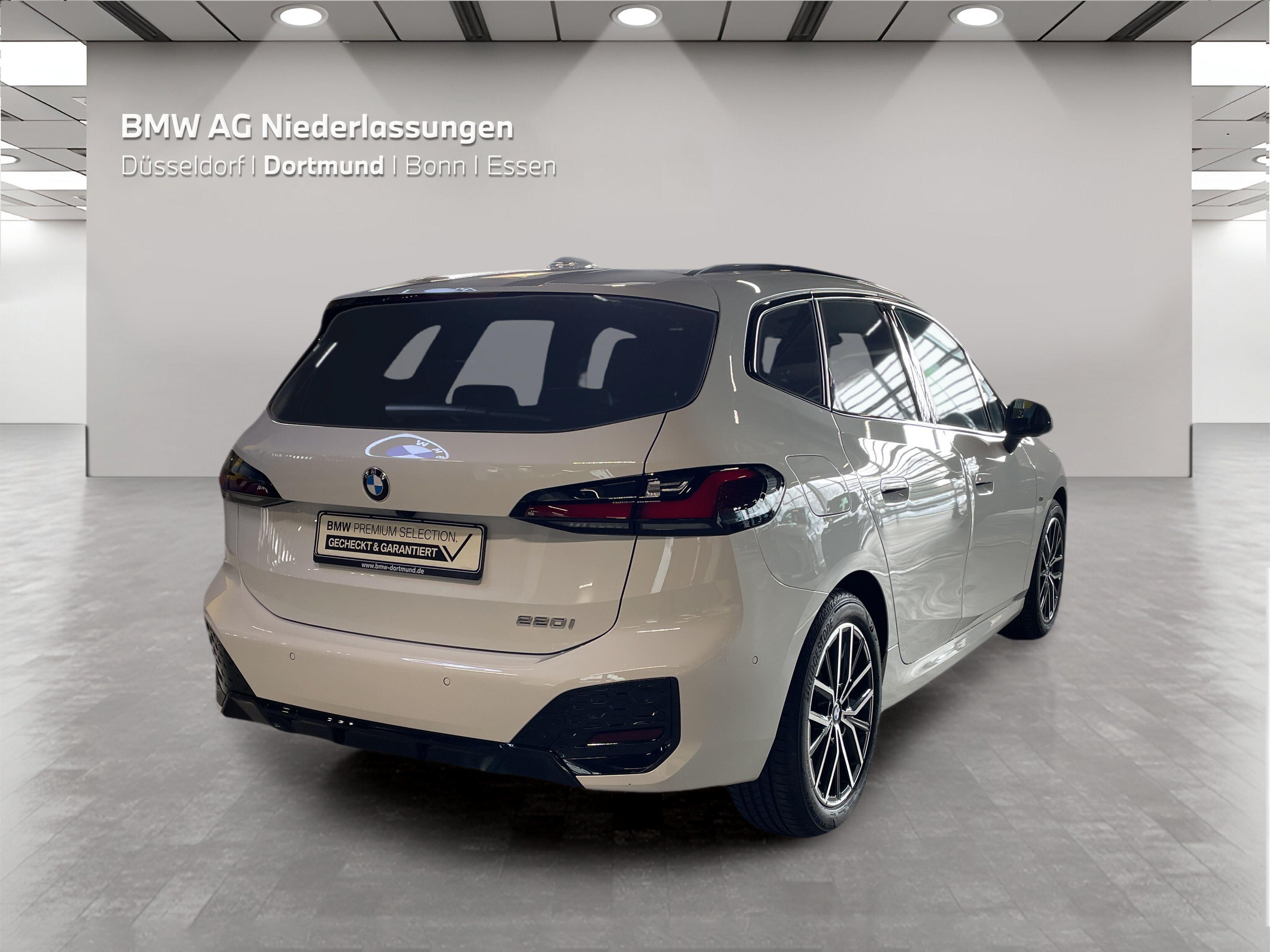 BMW 220 220i Active Tourer