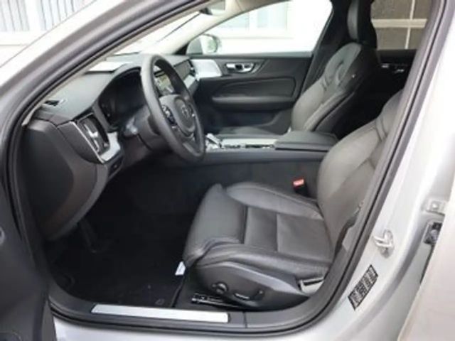 Volvo V60 Cross Country AWD Ultimate