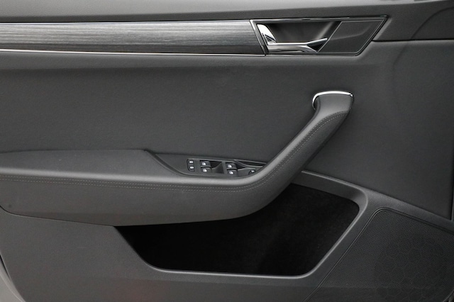 Skoda Superb 2.0 TDI Combi