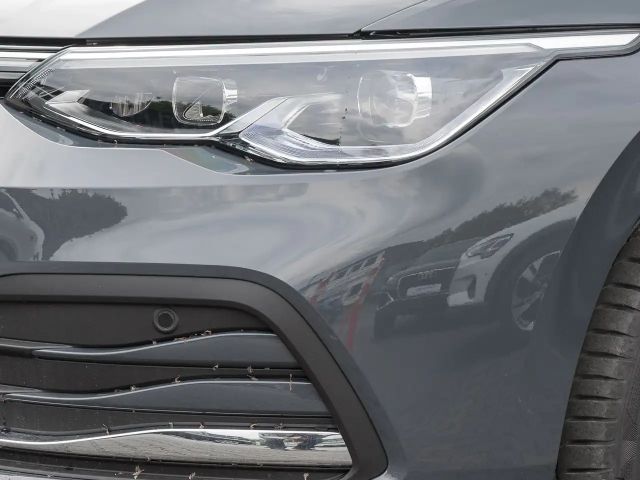 Volkswagen Golf 2.0 TDI DSG Style Variant