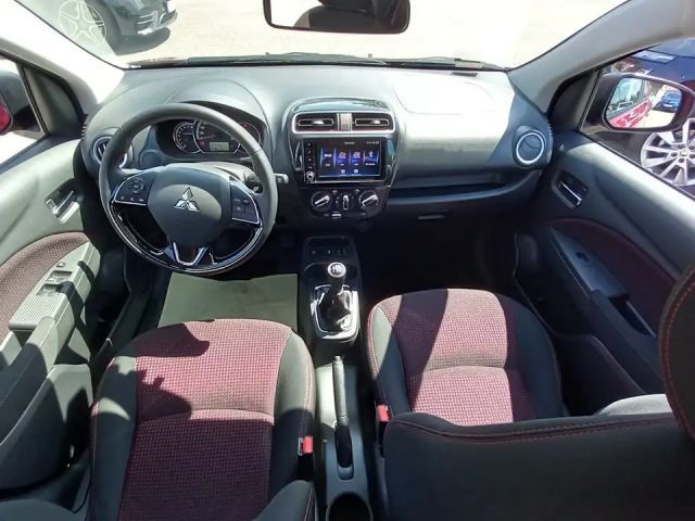 Mitsubishi Space Star Star