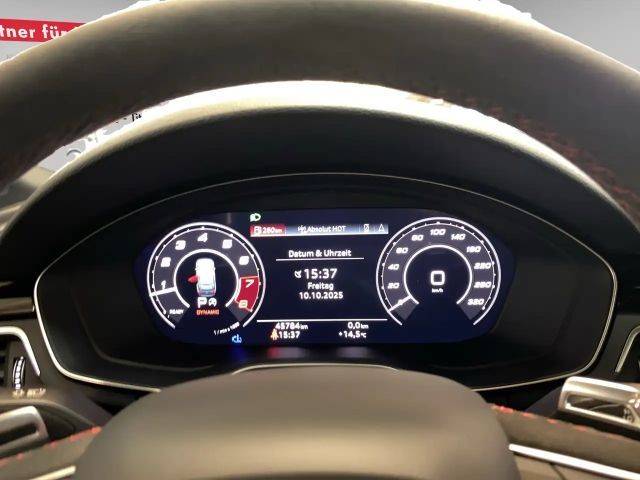 Audi RS4 Avant Quattro