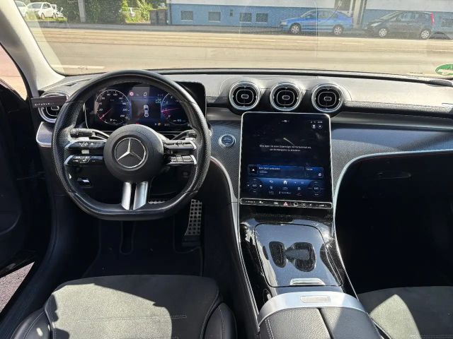 Mercedes-Benz C 180 AMG Line Sedan