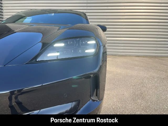 Porsche Taycan Black Edition Sport Turismo