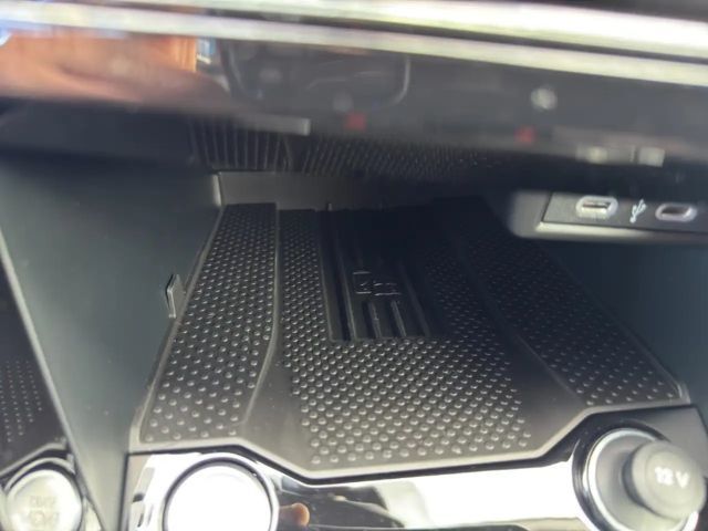 Volkswagen T-Roc 1.5 TSI Cabriolet R-Line