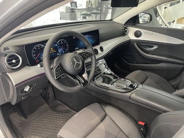 Mercedes-Benz E 220 E 220 d Estate