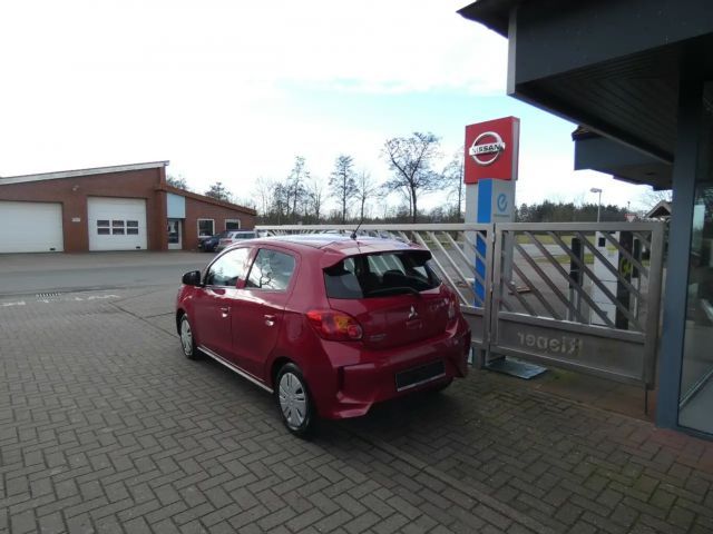 Mitsubishi Space Star Star