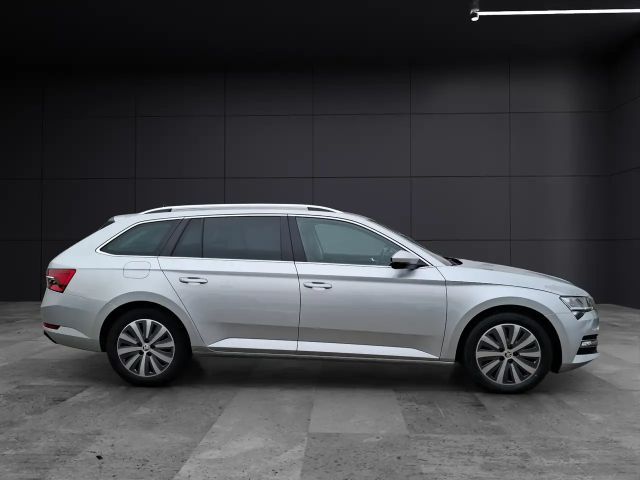 Skoda Superb Combi Style Style