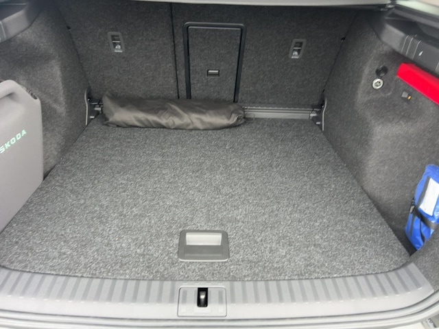 Skoda Enyaq Enyaq 85 210 kW AHK RFK DigiC SHZ NAVI LED