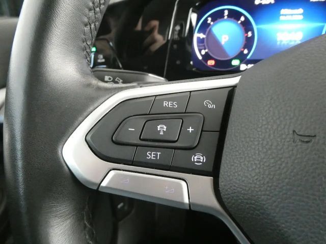 Volkswagen Golf DSG Life