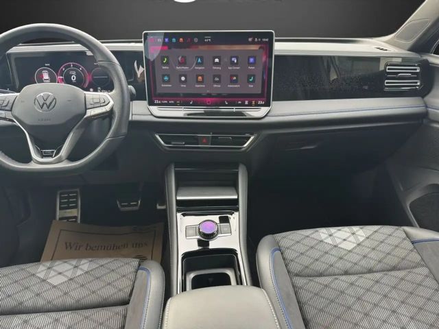 Volkswagen Tiguan 4Motion R-Line