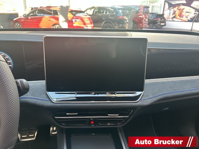 Volkswagen Passat 2.0 TDI R-Line Style