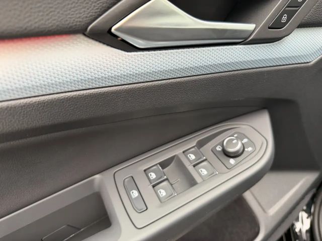 Volkswagen Golf 1.5 TSI