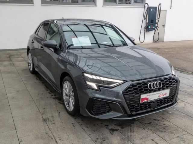 Audi A3 35 TFSI S-Line Sedan Sportback