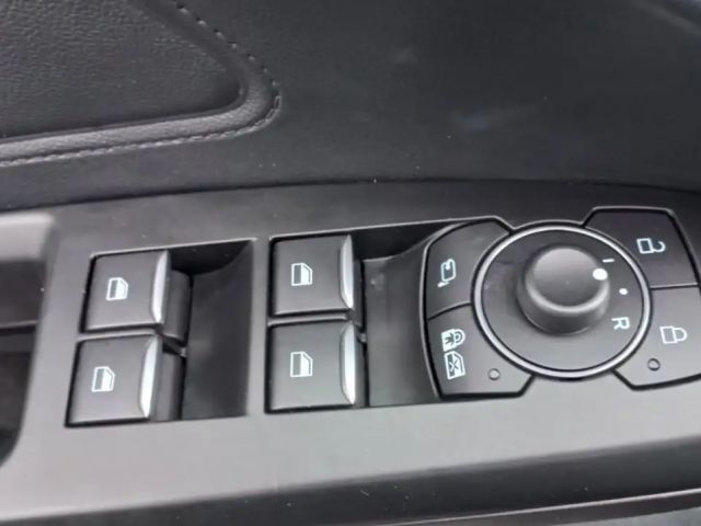 Ford Focus Cool & Connect EcoBoost Wagon