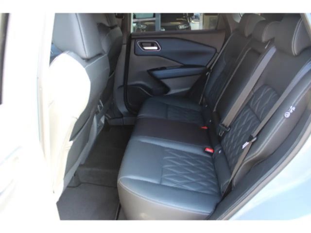 Nissan Qashqai DIG-T Tekna