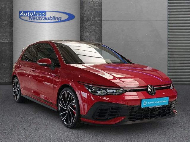 Volkswagen Golf 2.0 TSI DSG