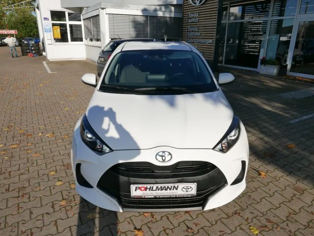 Toyota Yaris 1.0 VVT-i Comfort Hatchback