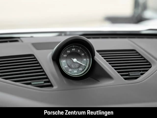 Porsche 992 4 Carrera Coupé