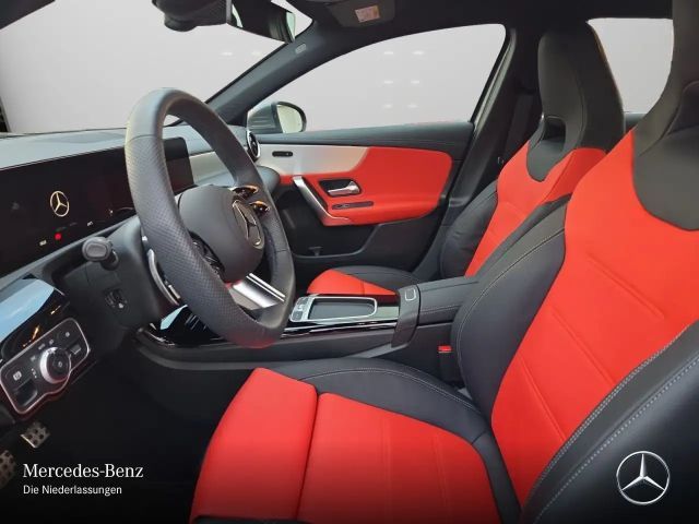 Mercedes-Benz A 250 A 250 e AMG Line