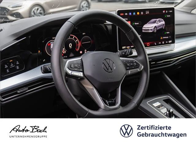 Volkswagen Golf 1.5 eTSI DSG Variant