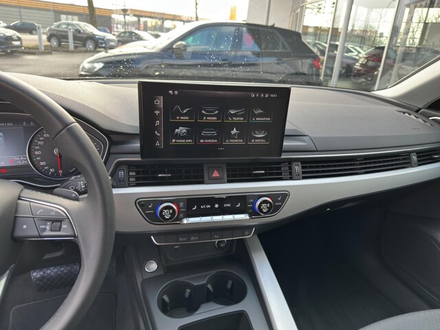 Audi A4 35 TFSI Avant S-Tronic