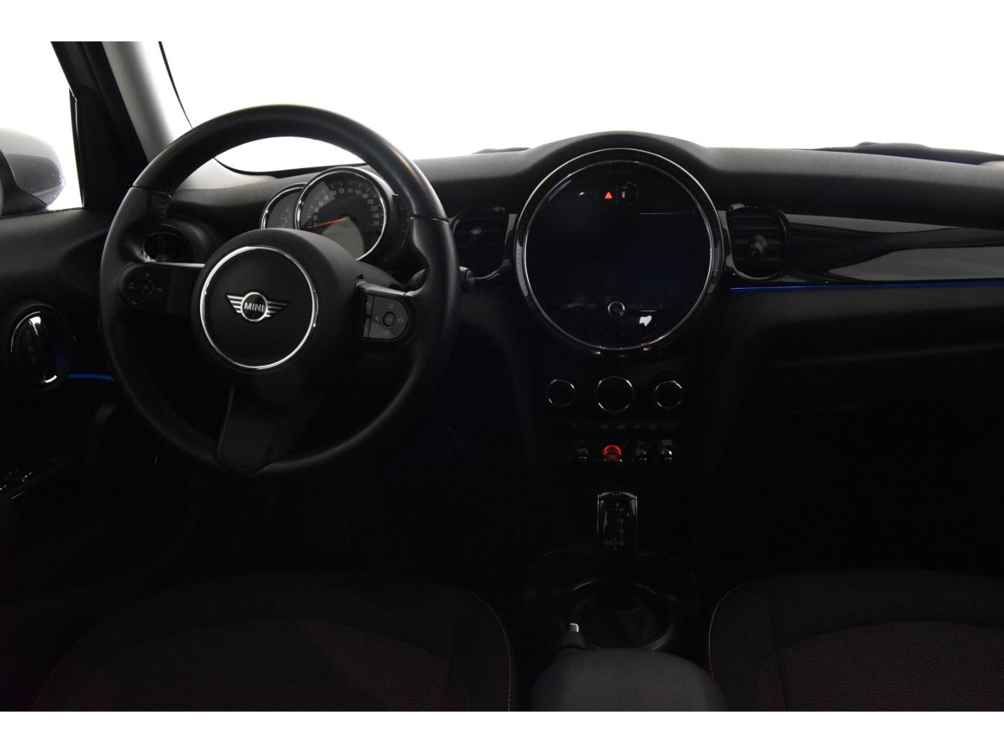 MINI Cooper Essential