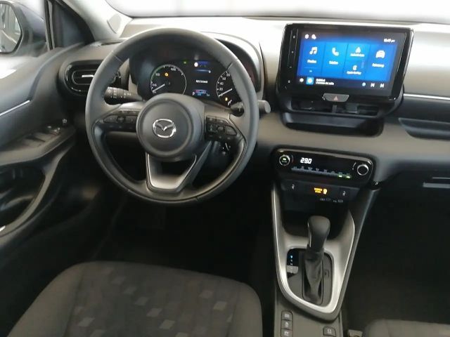 Mazda 2 HYBRID CENTRE-LINE RED WEEK