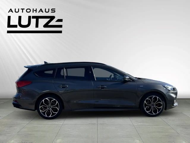 Ford Focus ST Line Wagon