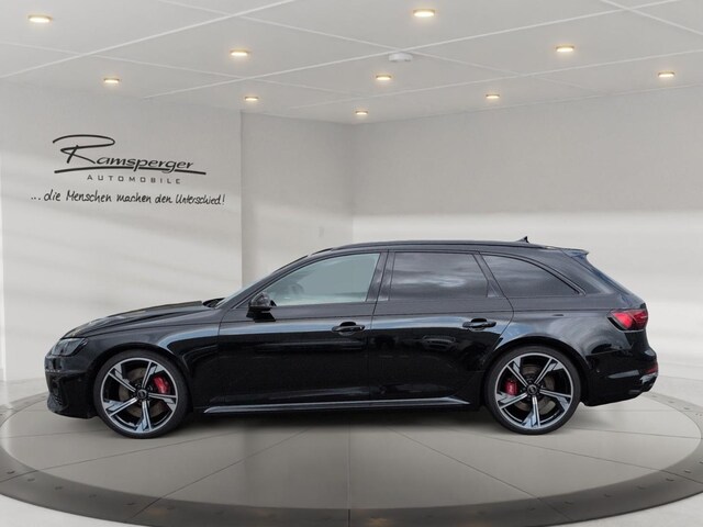 Audi RS4 Avant Quattro